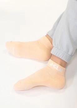 Orange Quarters -J. Clay Orange Quarter Socks on foot